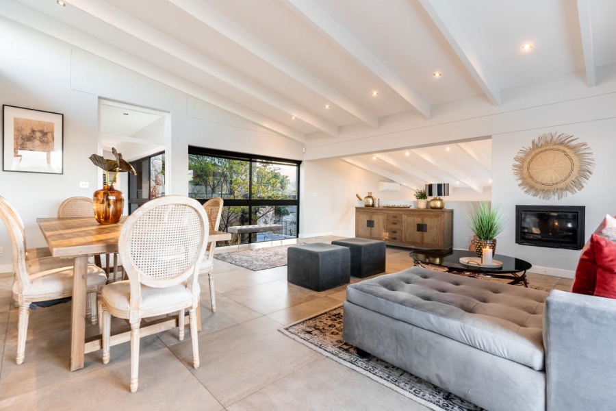 4 Bedroom Property for Sale in Stonehurst Mountain Estate Western Cape